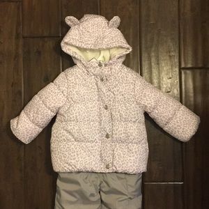Carter’s 2-piece Leopard Set Snowsuit- NWOT 12m